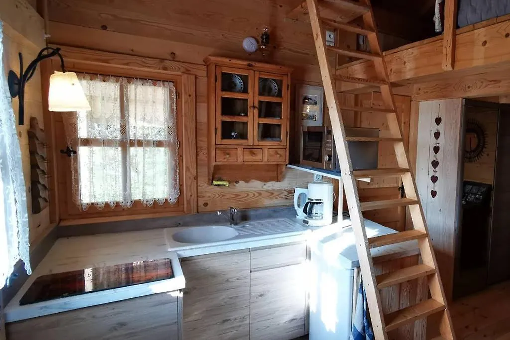 Au Petit Chalet Avec Son Spa - Escapade En Amoureux ! Cruet France